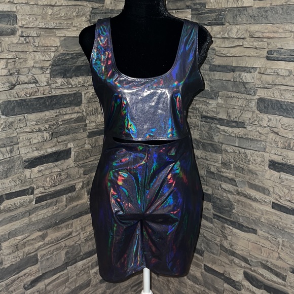 Forever 21 Plus Size Coated Cutout Romper - Picture 4 of 10